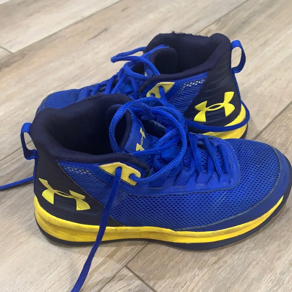 Under Armour boys basketball shoes